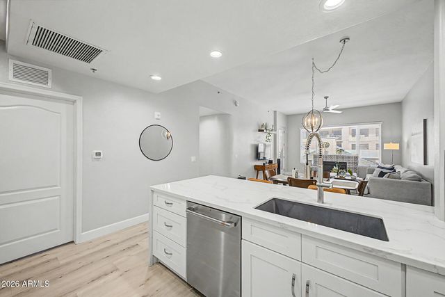 16 W ENCANTO Boulevard 303, Phoenix, AZ 85003
