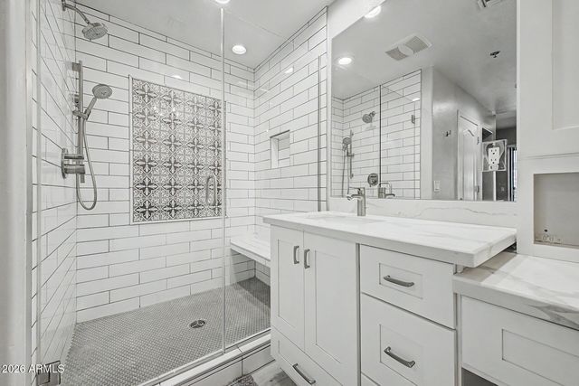 16 W ENCANTO Boulevard 303, Phoenix, AZ 85003