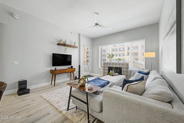 16 W ENCANTO Boulevard 303, Phoenix, AZ 85003