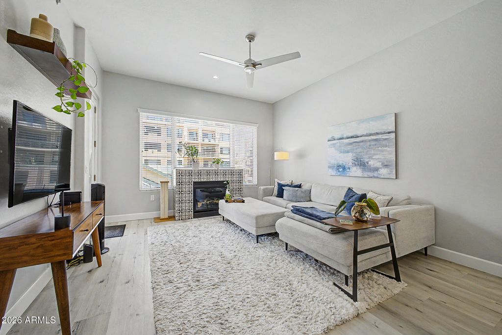 16 W ENCANTO Boulevard 303, Phoenix, AZ 85003