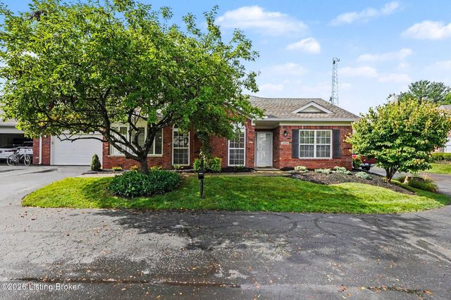 13600 Bronte Dr, Louisville, KY 40299