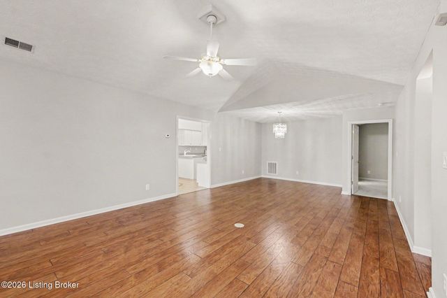 13600 Bronte Dr, Louisville, KY 40299