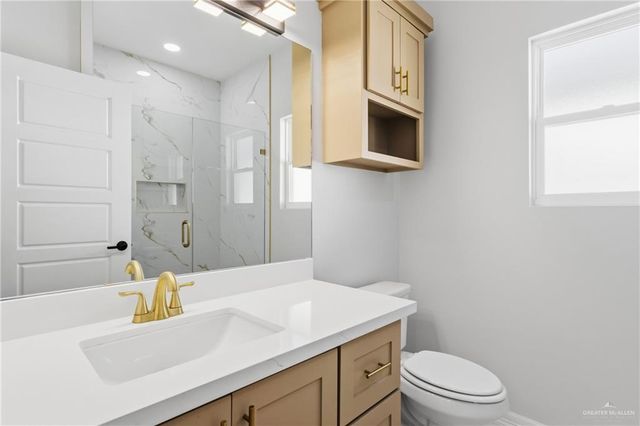 421 Serg Loop, Alamo, TX 78516