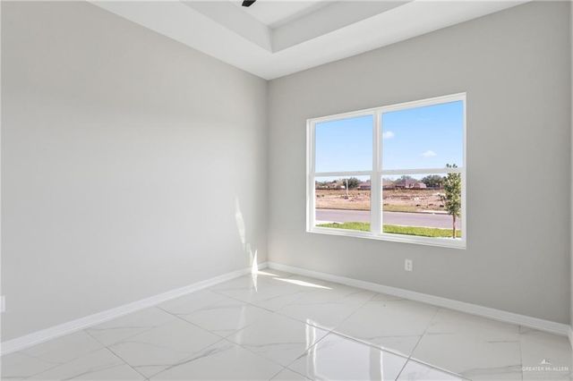 421 Serg Loop, Alamo, TX 78516