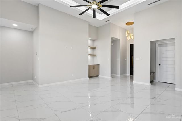 421 Serg Loop, Alamo, TX 78516