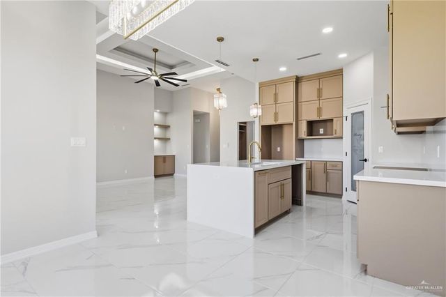 421 Serg Loop, Alamo, TX 78516