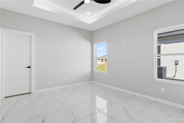 421 Serg Loop, Alamo, TX 78516