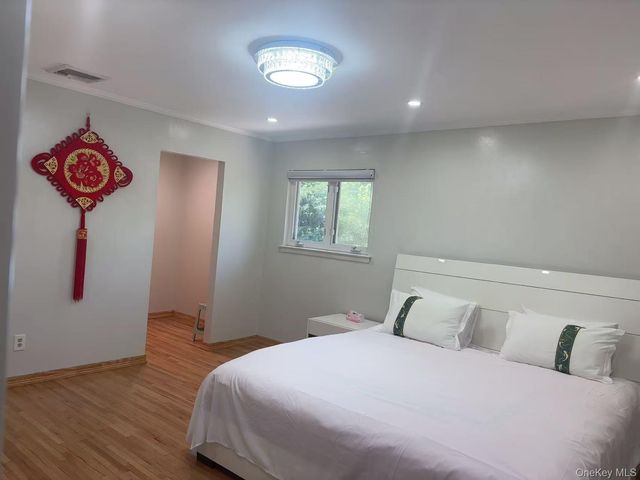 2187 Clover Court, East Meadow, NY 11554