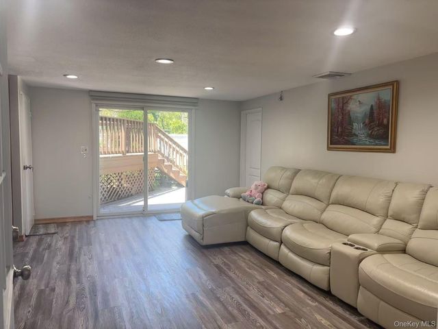 2187 Clover Court, East Meadow, NY 11554