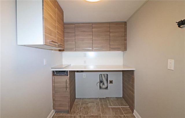 40 GLENALD NW Way, Atlanta, GA 30327