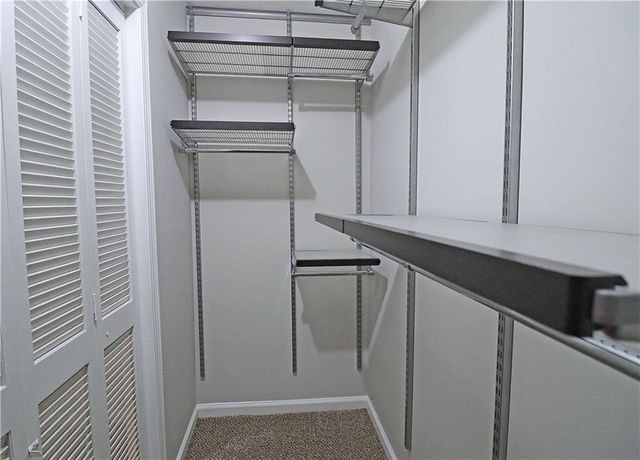 40 GLENALD NW Way, Atlanta, GA 30327