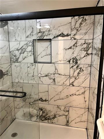 40 GLENALD NW Way, Atlanta, GA 30327