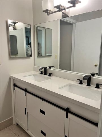 40 GLENALD NW Way, Atlanta, GA 30327