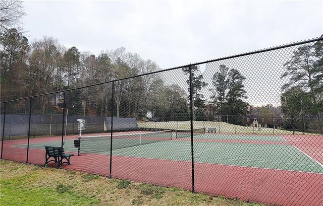 40 GLENALD NW Way, Atlanta, GA 30327