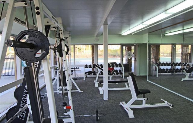 40 GLENALD NW Way, Atlanta, GA 30327