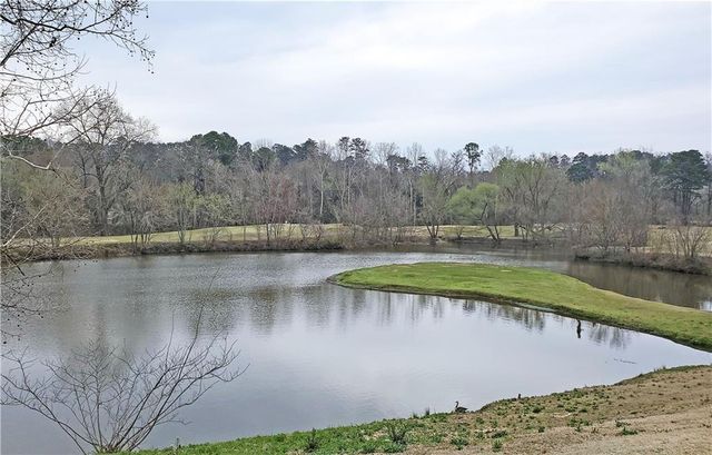 40 GLENALD NW Way, Atlanta, GA 30327