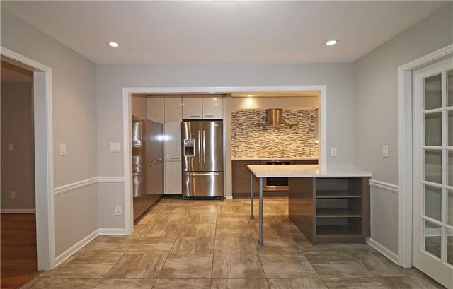 40 GLENALD NW Way, Atlanta, GA 30327