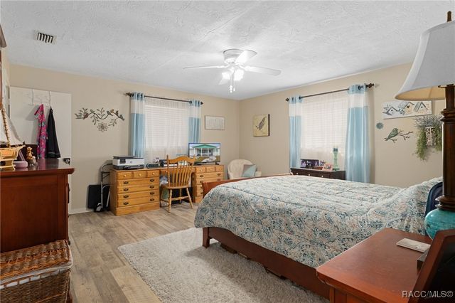 83 S Harrison Street, Beverly Hills, FL 34465