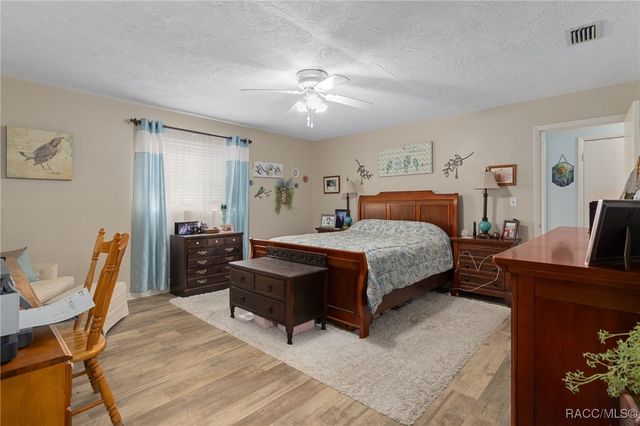 83 S Harrison Street, Beverly Hills, FL 34465