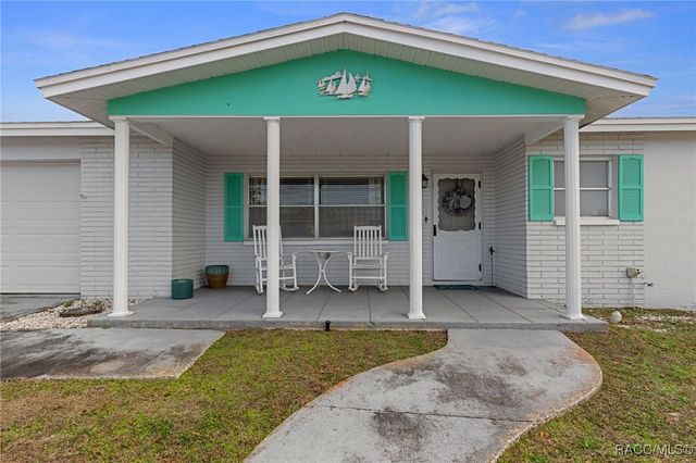 83 S Harrison Street, Beverly Hills, FL 34465