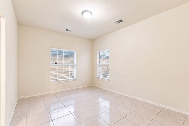 5912 Saddleridge Court, Grand Prairie, TX 75052