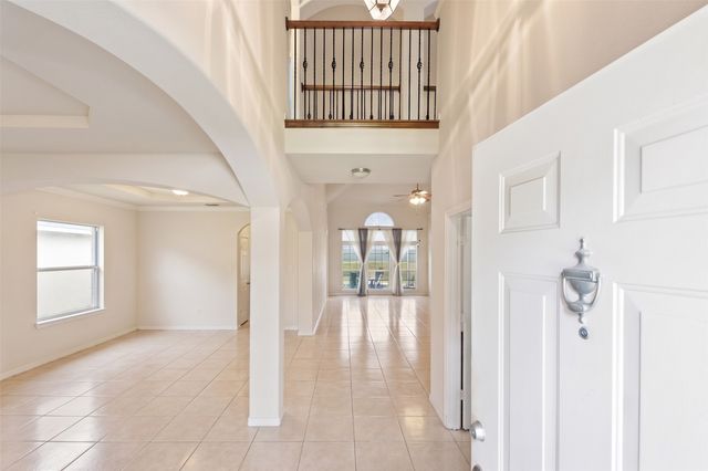5912 Saddleridge Court, Grand Prairie, TX 75052
