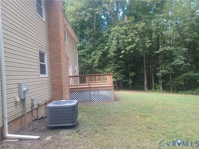 4601` BLACK OAK Rd, Chester, VA 23237