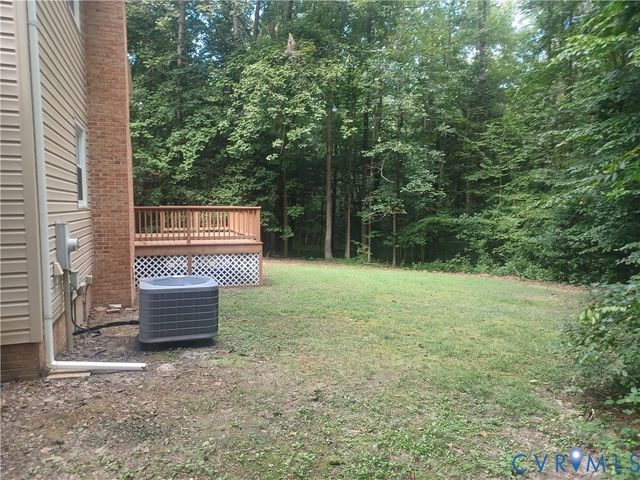 4601` BLACK OAK Rd, Chester, VA 23237