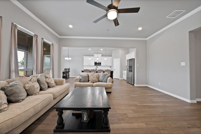 7440 Briar Road, Azle, TX 76020