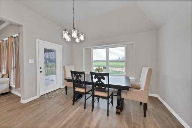 7440 Briar Road, Azle, TX 76020