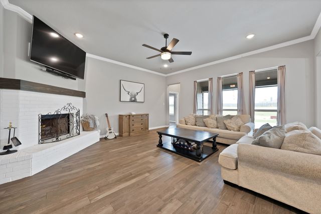 7440 Briar Road, Azle, TX 76020