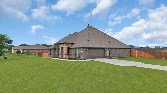 7440 Briar Road, Azle, TX 76020