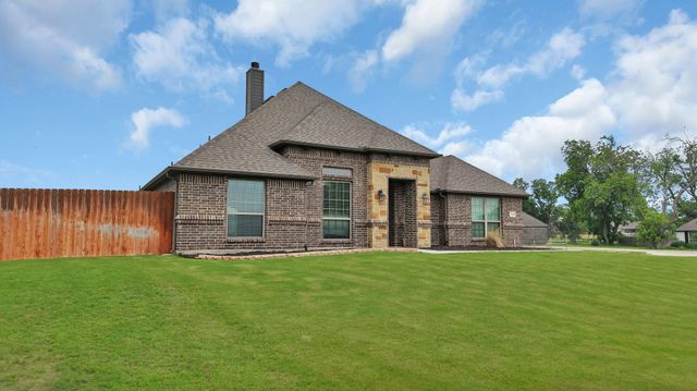 7440 Briar Road, Azle, TX 76020