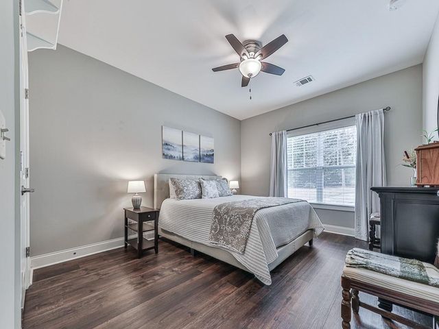205 River Run, Woodstock, GA 30188
