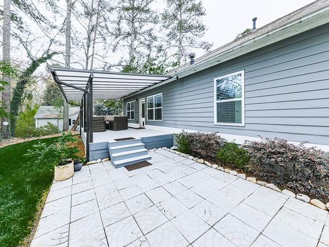 205 River Run, Woodstock, GA 30188