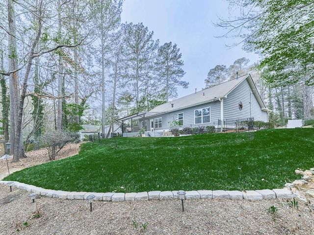 205 River Run, Woodstock, GA 30188