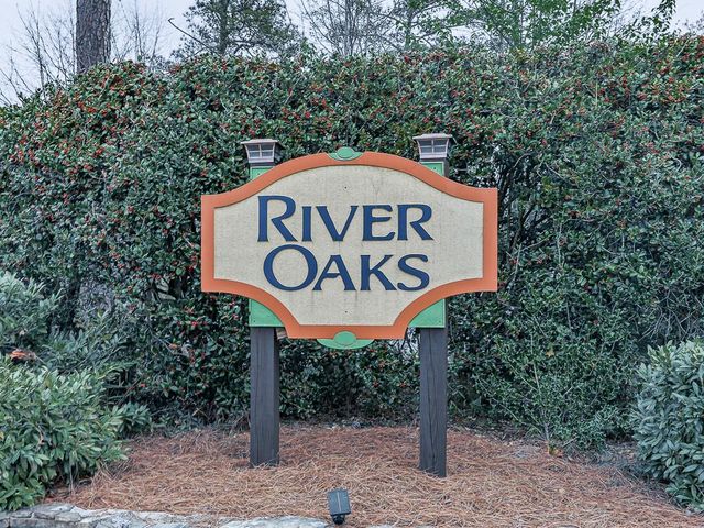 205 River Run, Woodstock, GA 30188