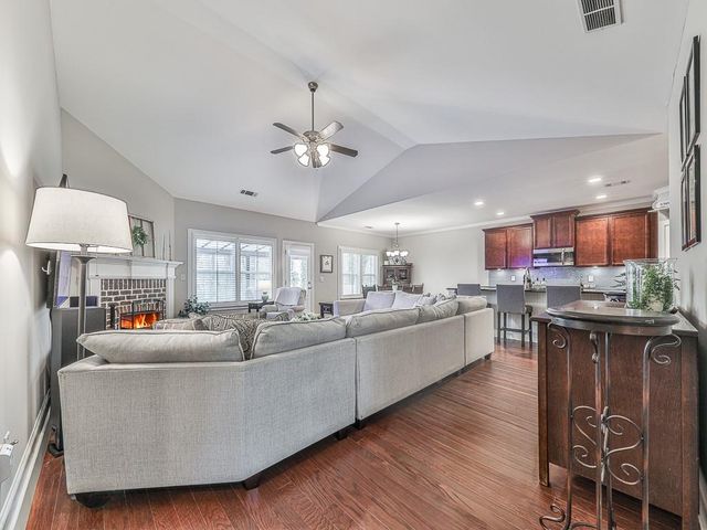 205 River Run, Woodstock, GA 30188