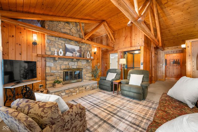 7866 Nettle Drive, Nineveh, IN 46164