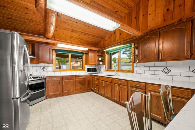 7866 Nettle Drive, Nineveh, IN 46164