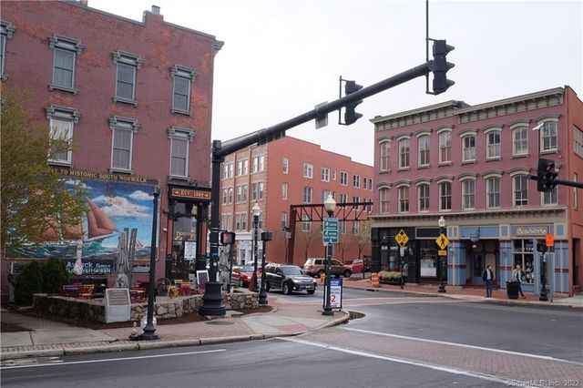 70 South Main Street 3B, Norwalk, CT 06854