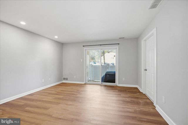 1363 TRISTRAM CIR, Mantua, NJ 08051