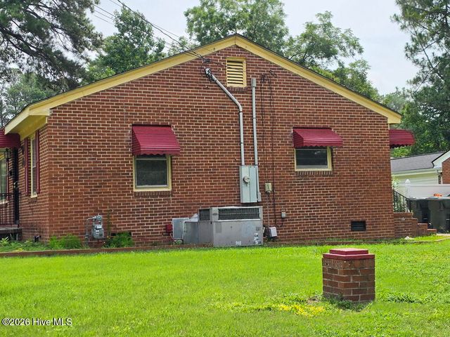 1609 Sauls Street SW, Wilson, NC 27893