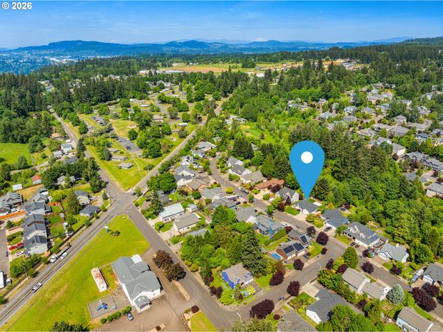 16442 WAYNE Dr, Oregon City, OR 97045