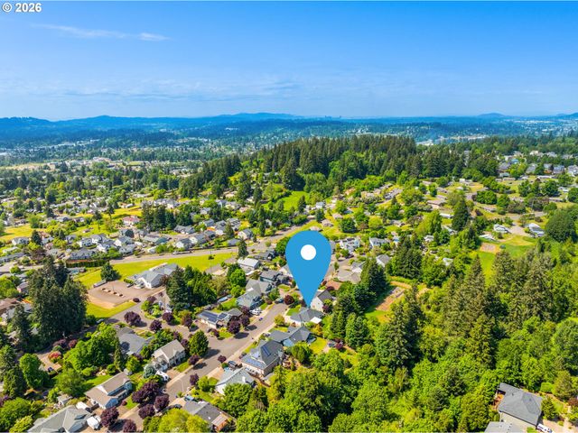 16442 WAYNE Dr, Oregon City, OR 97045