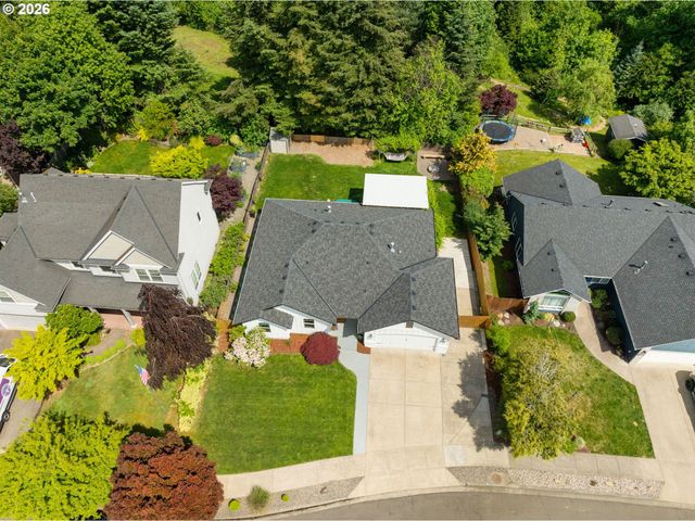16442 WAYNE Dr, Oregon City, OR 97045