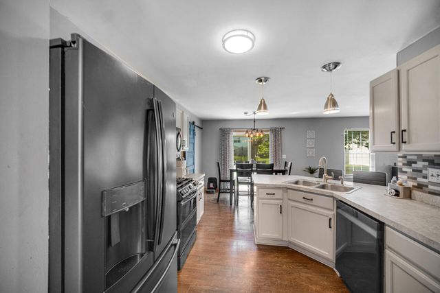 491 Pheasant Run Drive, Hobart, IN 46342