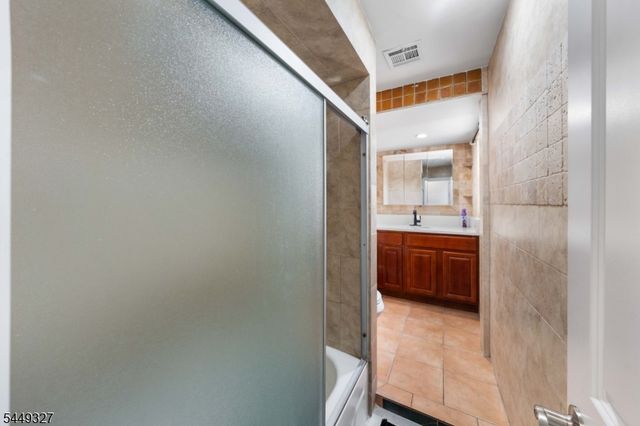 476 Bloy St, Hillside Twp., NJ 07205