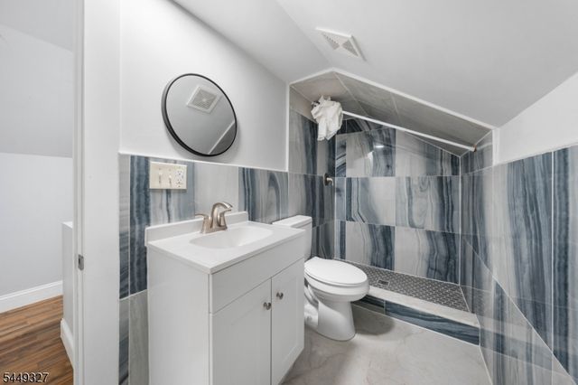 476 Bloy St, Hillside Twp., NJ 07205