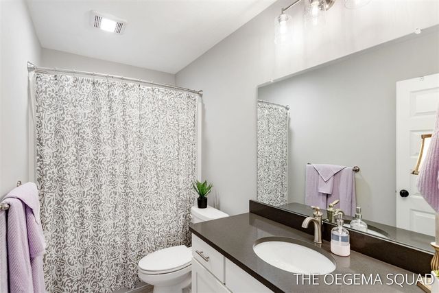 13711 Harrington Landing, Holland, MI 49424